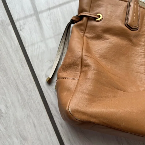 Coach Purse - Picture 9 of 10